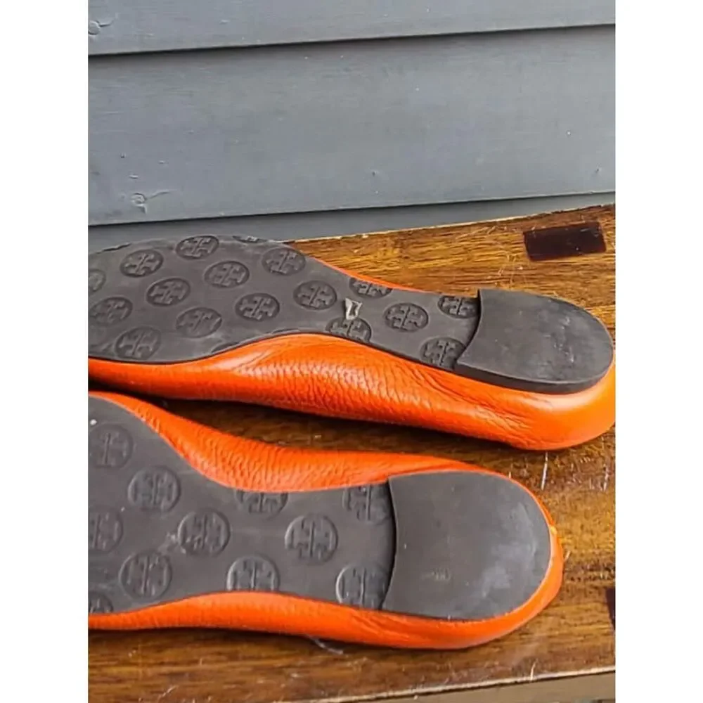 Tory Burch Orange Leather Minnie Ballet Flat Gold Logo size 8